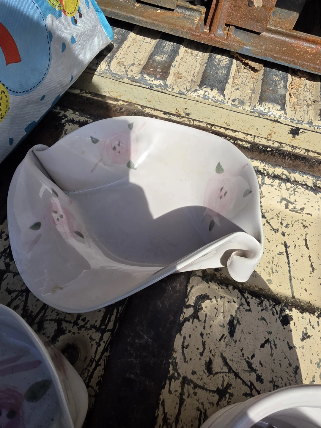 Hand-Painted Floral Ceramic Dishware Set - photo 5