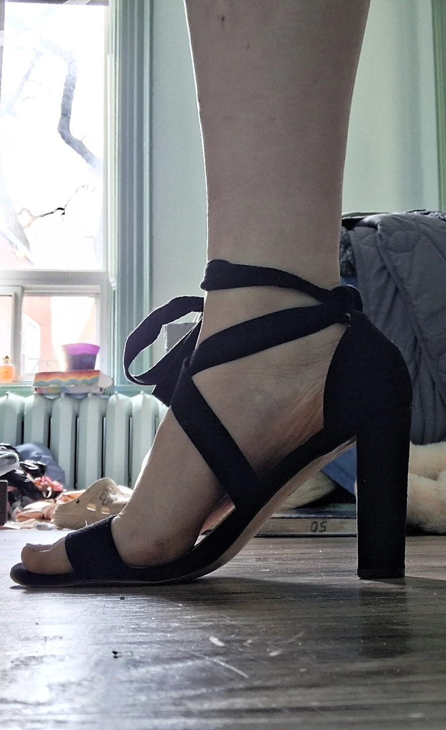 3 inch black ribbon heels Size 8-9