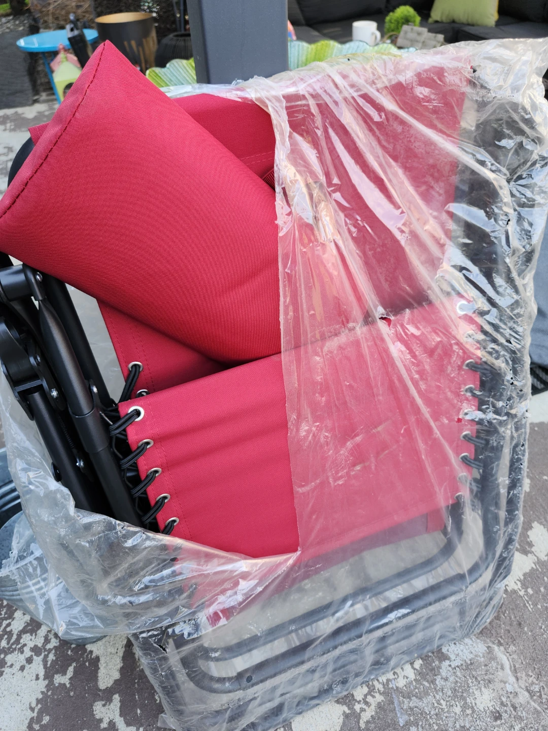 Brand New Zero Gravity Chair/Lounger
