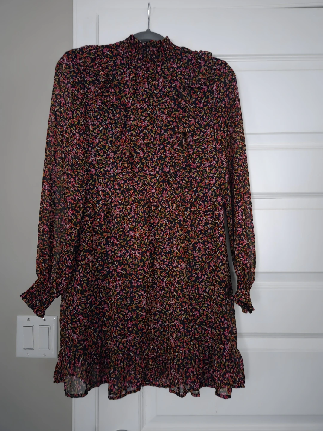 H & M Women's Floral Long Sleeve Dress