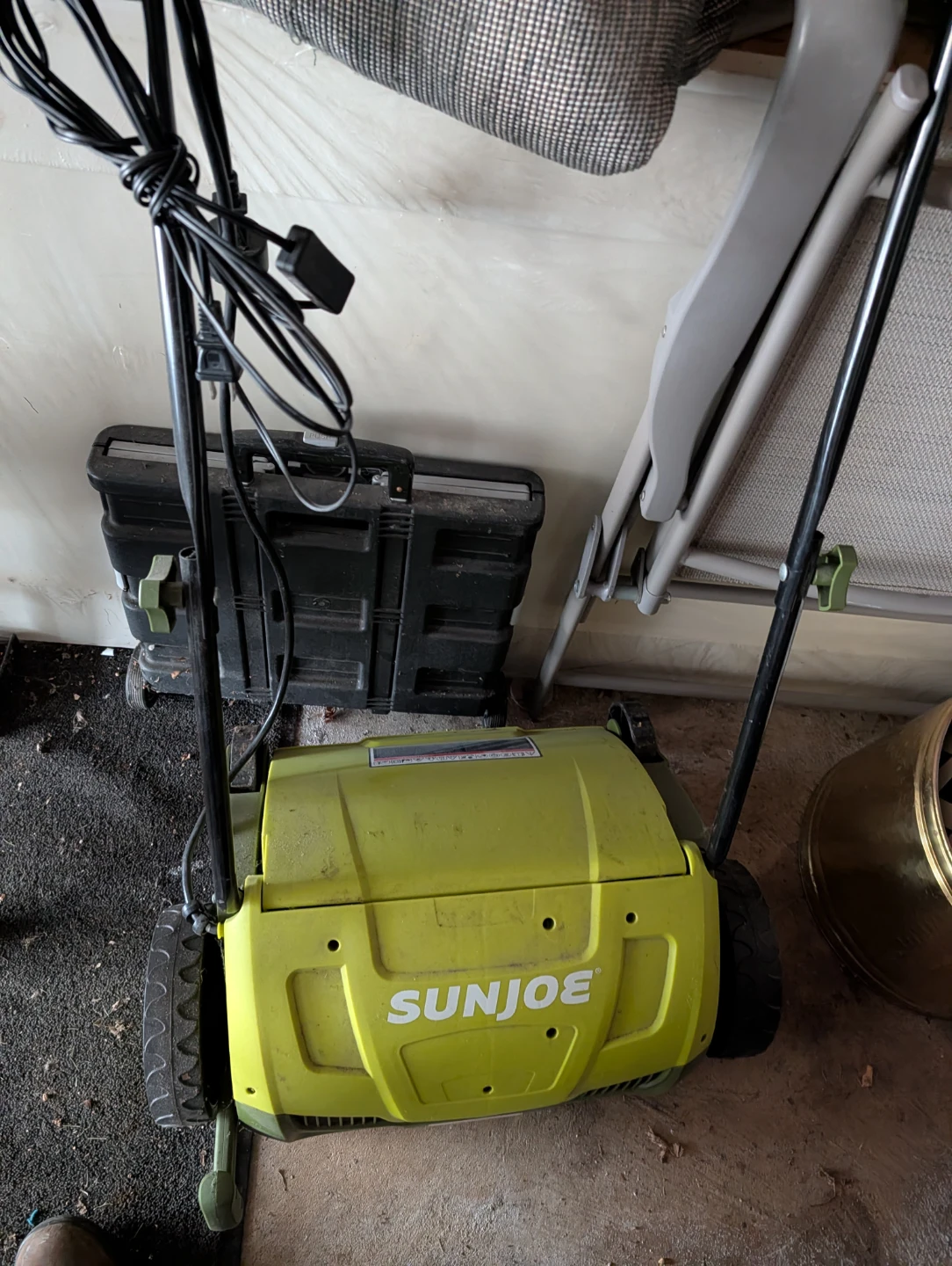 Sun Joe Electric Lawn Dethatcher