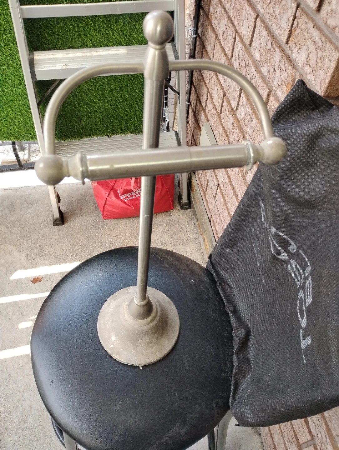 Freestanding Toilet Paper Holder - photo 3