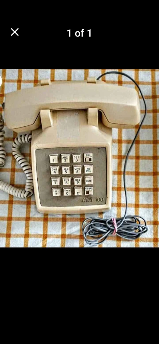 AT&T 100 Corded Landline Phone