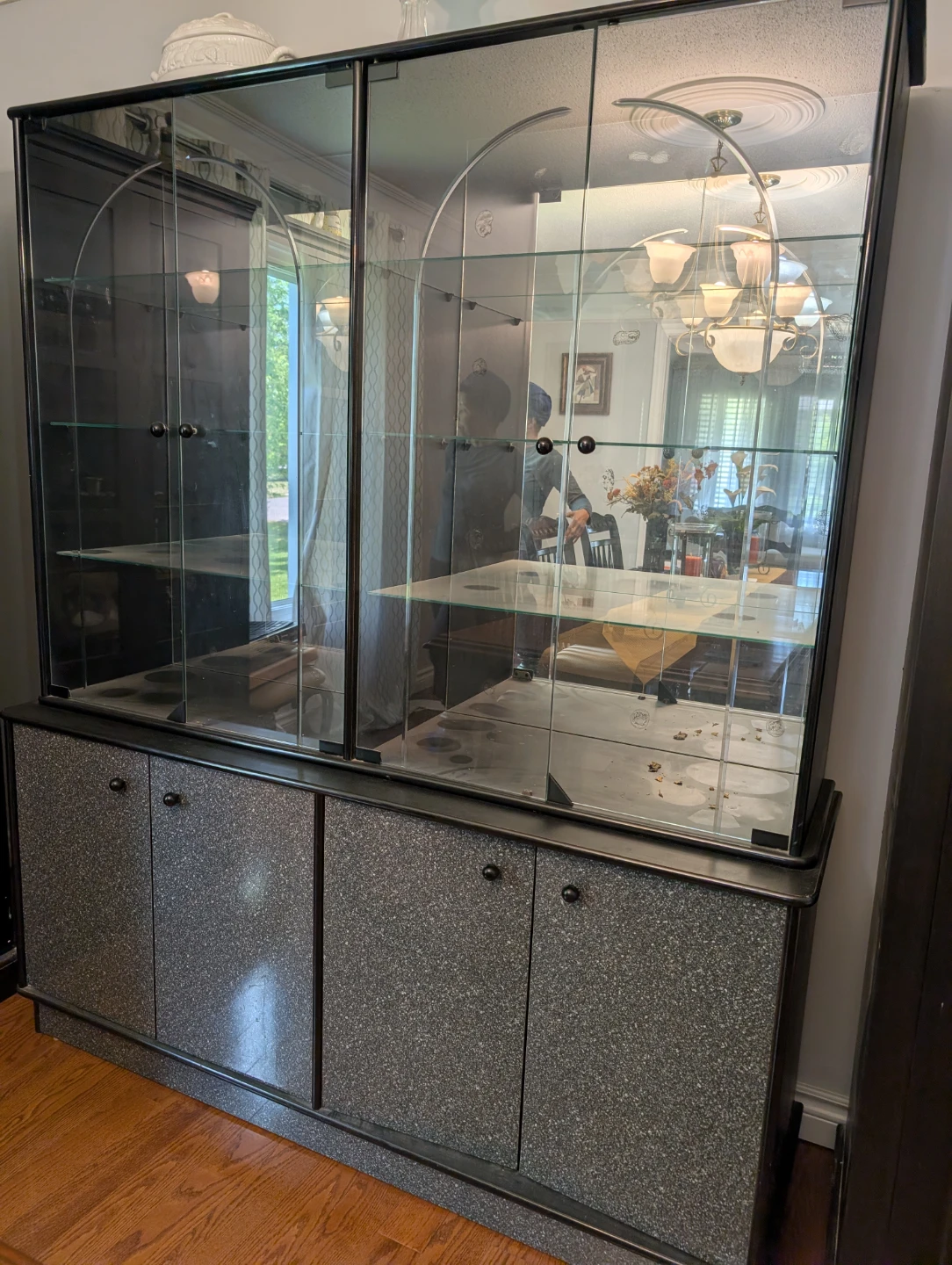 Vintage Display Cabinet with Mirrored Back - photo 4