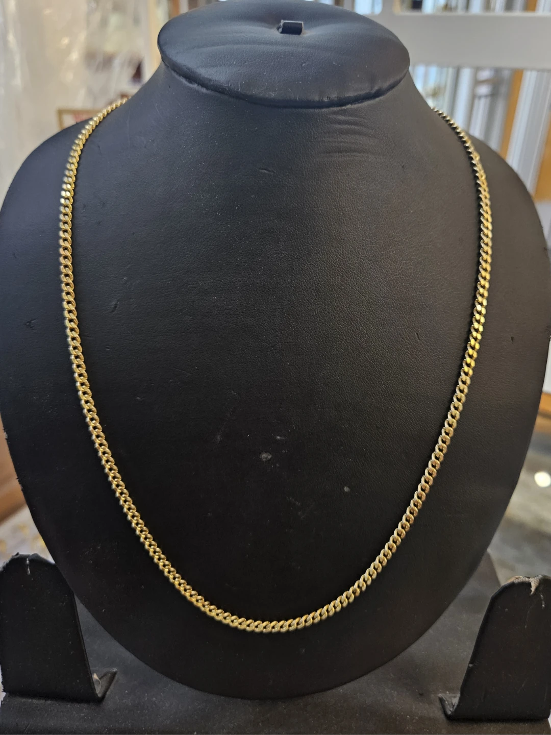 22in 10k Gold Chain (Cuban/Curb link)