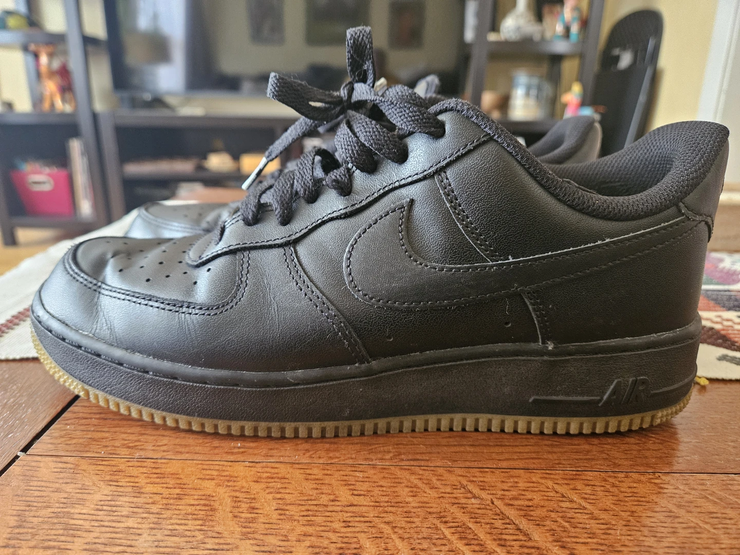 Nike Air Force 1 Men's Black Leather Sneakers - photo 3