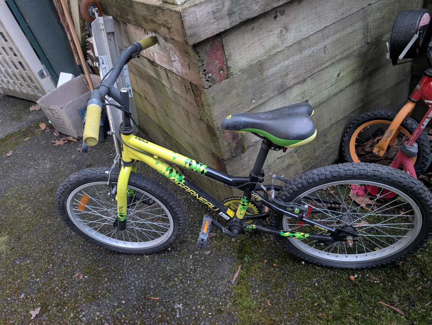 Garneau Kids Bike - Yellow