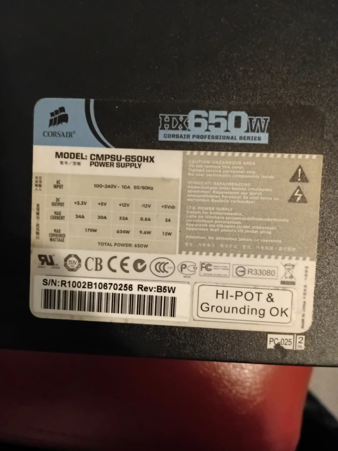 Corsair HX650W Power Supply - photo 2