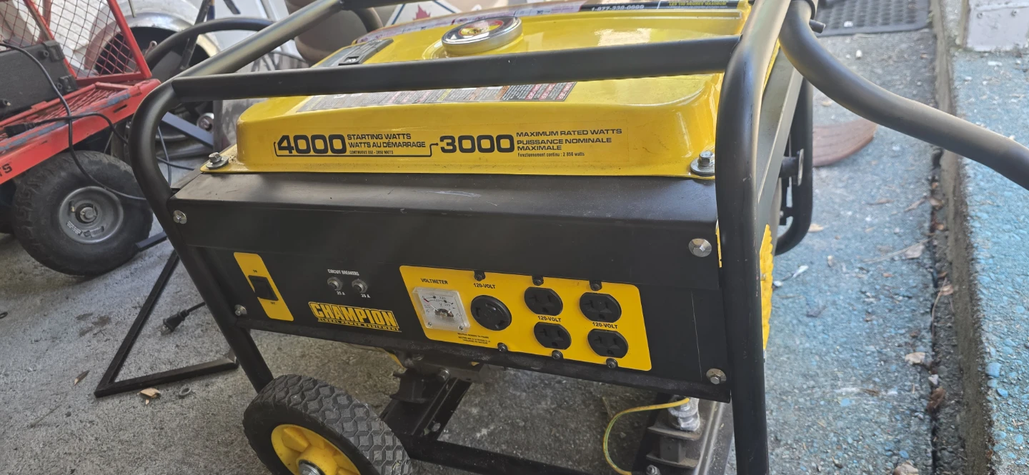 Champion 4000 Starting Watts Generator - photo 2