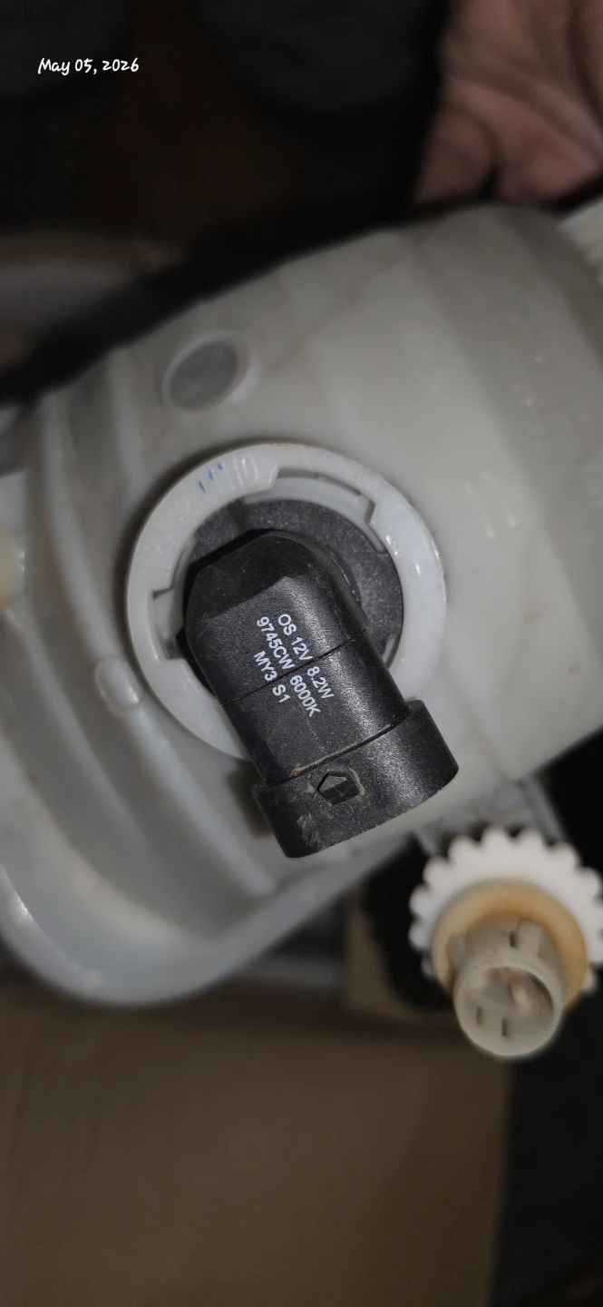 Fog Light Assembly - photo 4