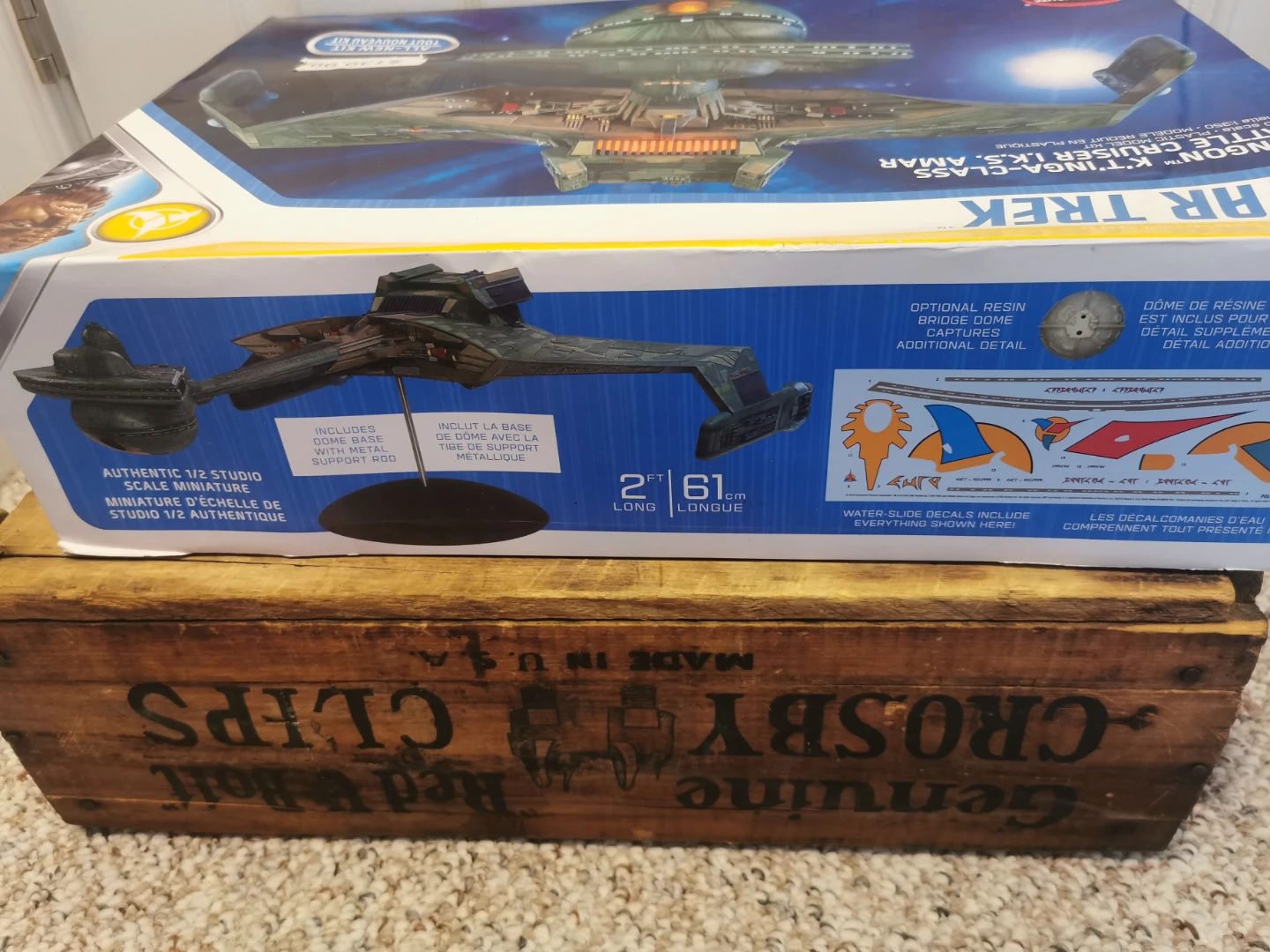 Star Trek Klingon K't'inga-Class Battle Cruiser Model Kit - photo 4