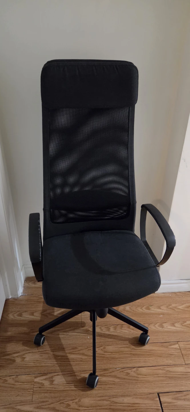 IKEA MARCUS large Black Mesh Back Office Chair.
