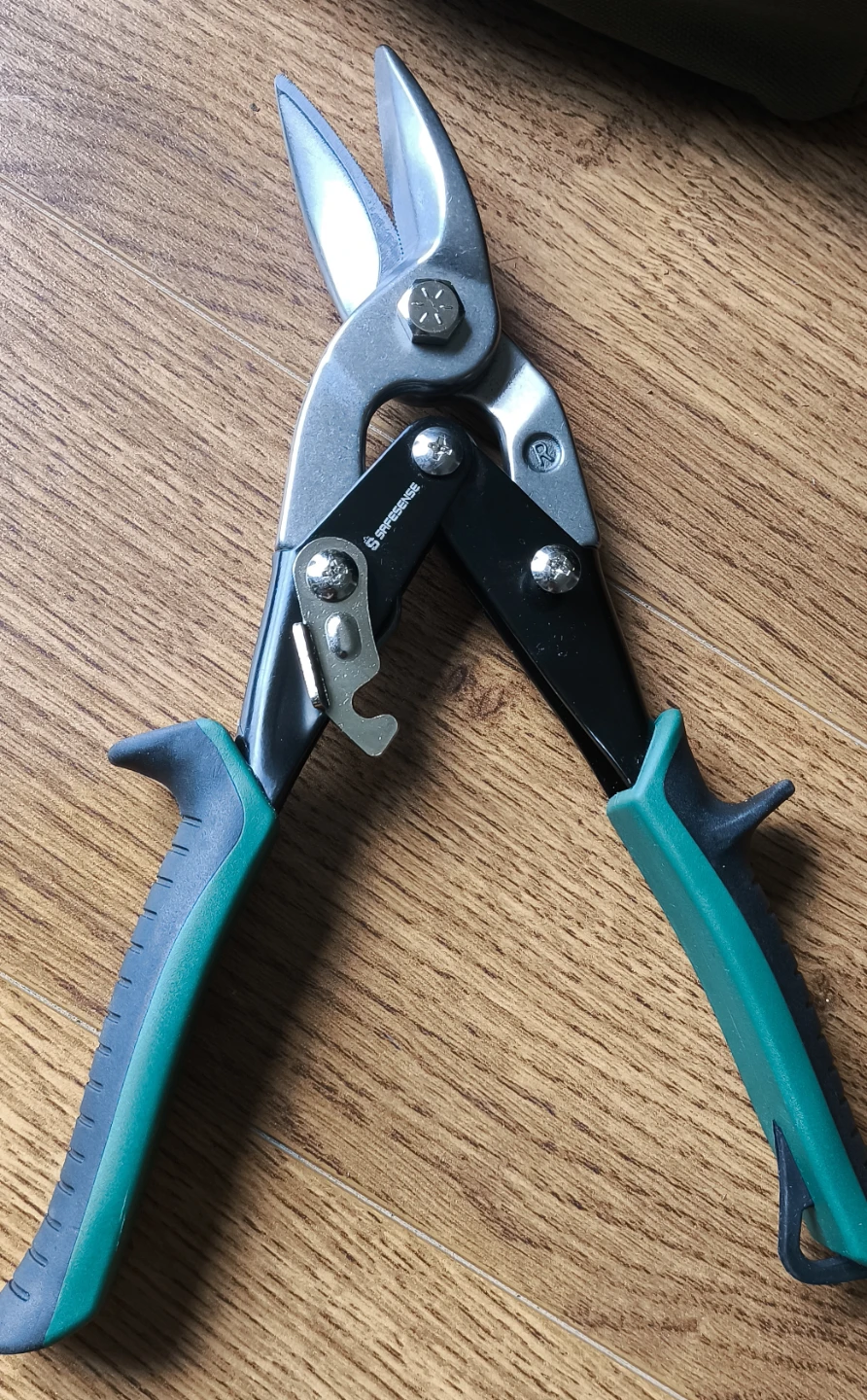 3-Piece Tin Snips Set with Carrying Pouch - photo 3