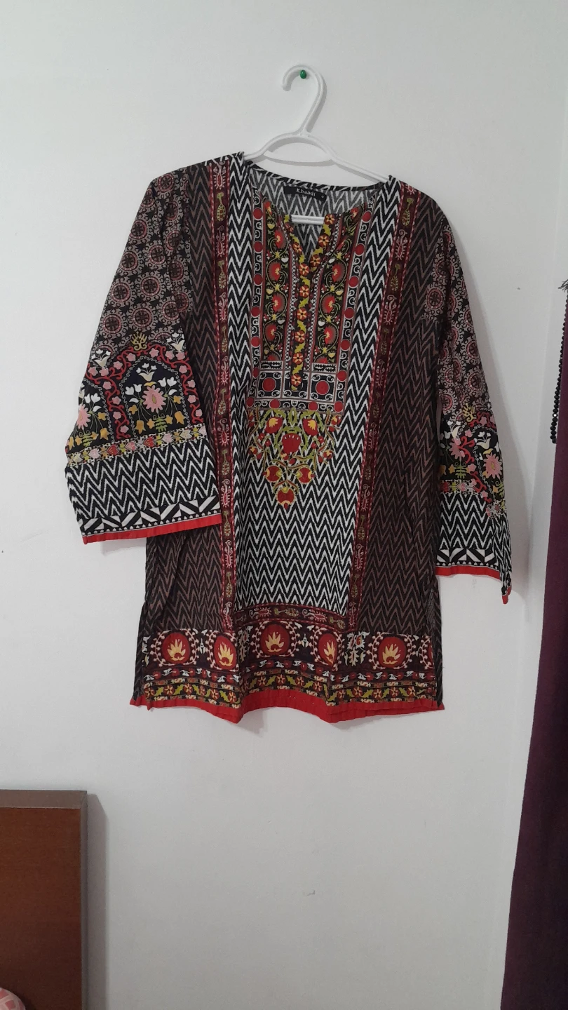 $10 each Khaadi, limelight Sana safinas like new - photo 3