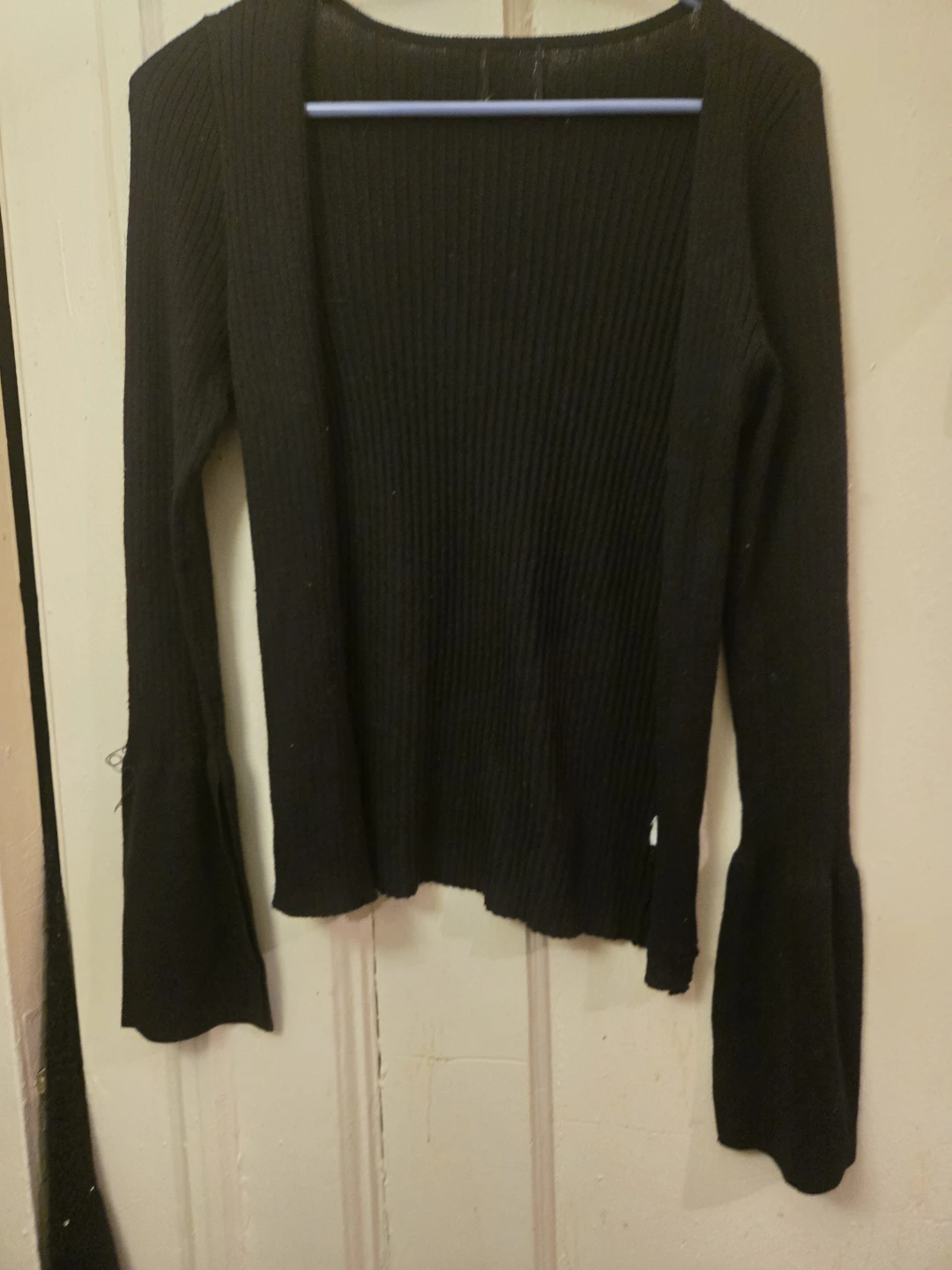 Women black sweater