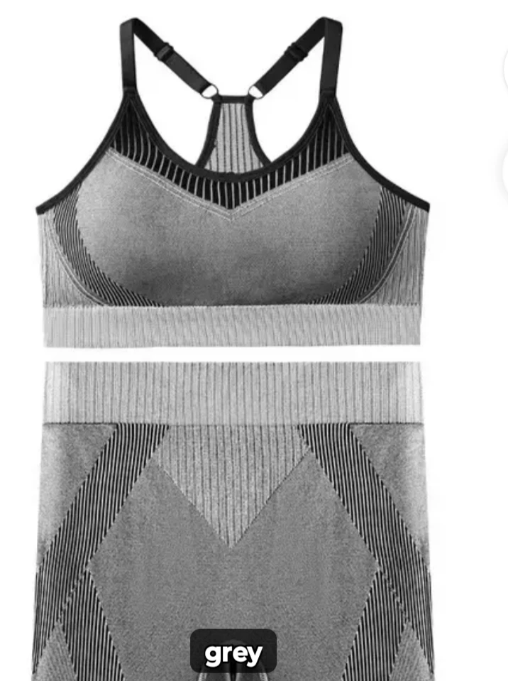 Seamless Sports Bra and Shorts Set - photo 2