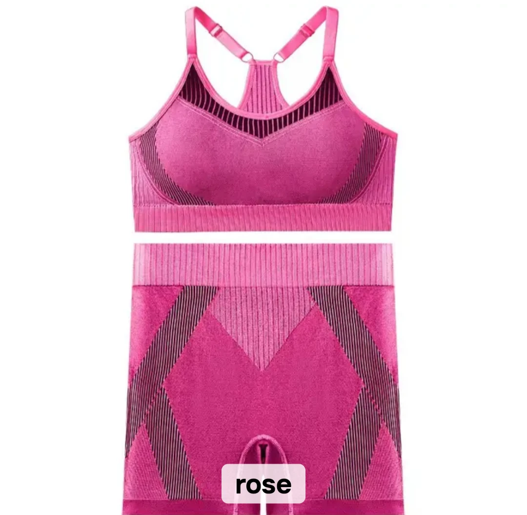 Seamless Sports Bra and Shorts Set - photo 4
