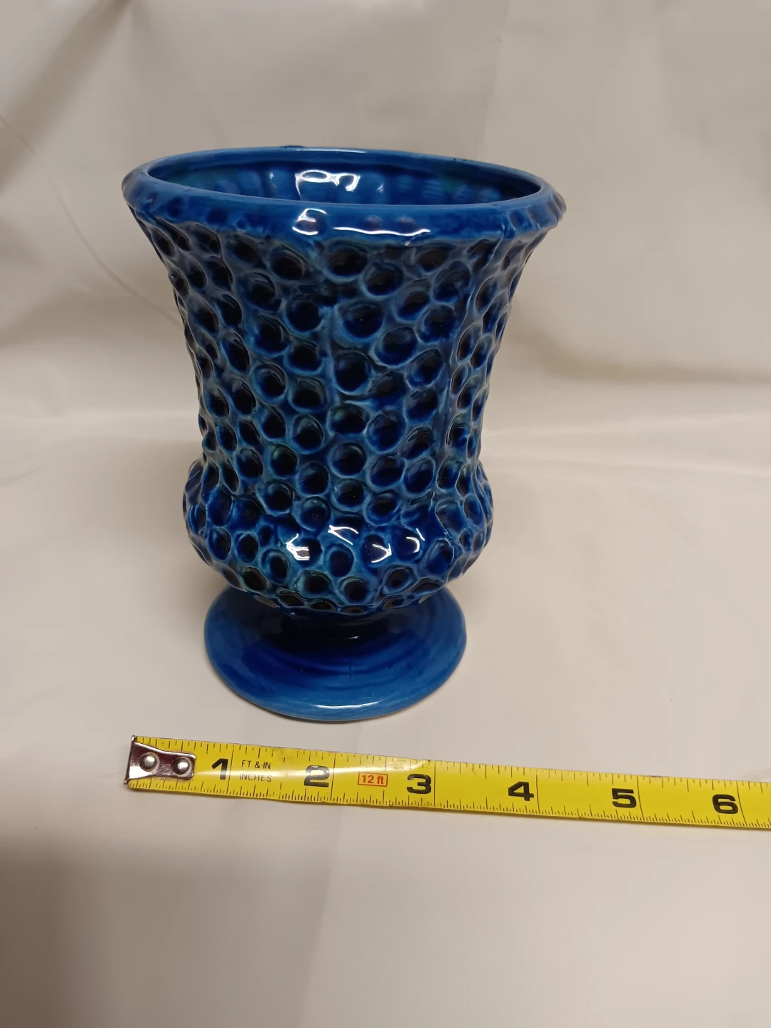 Brody "Treasure of Spain" N-235 Blue Ceramic Vase