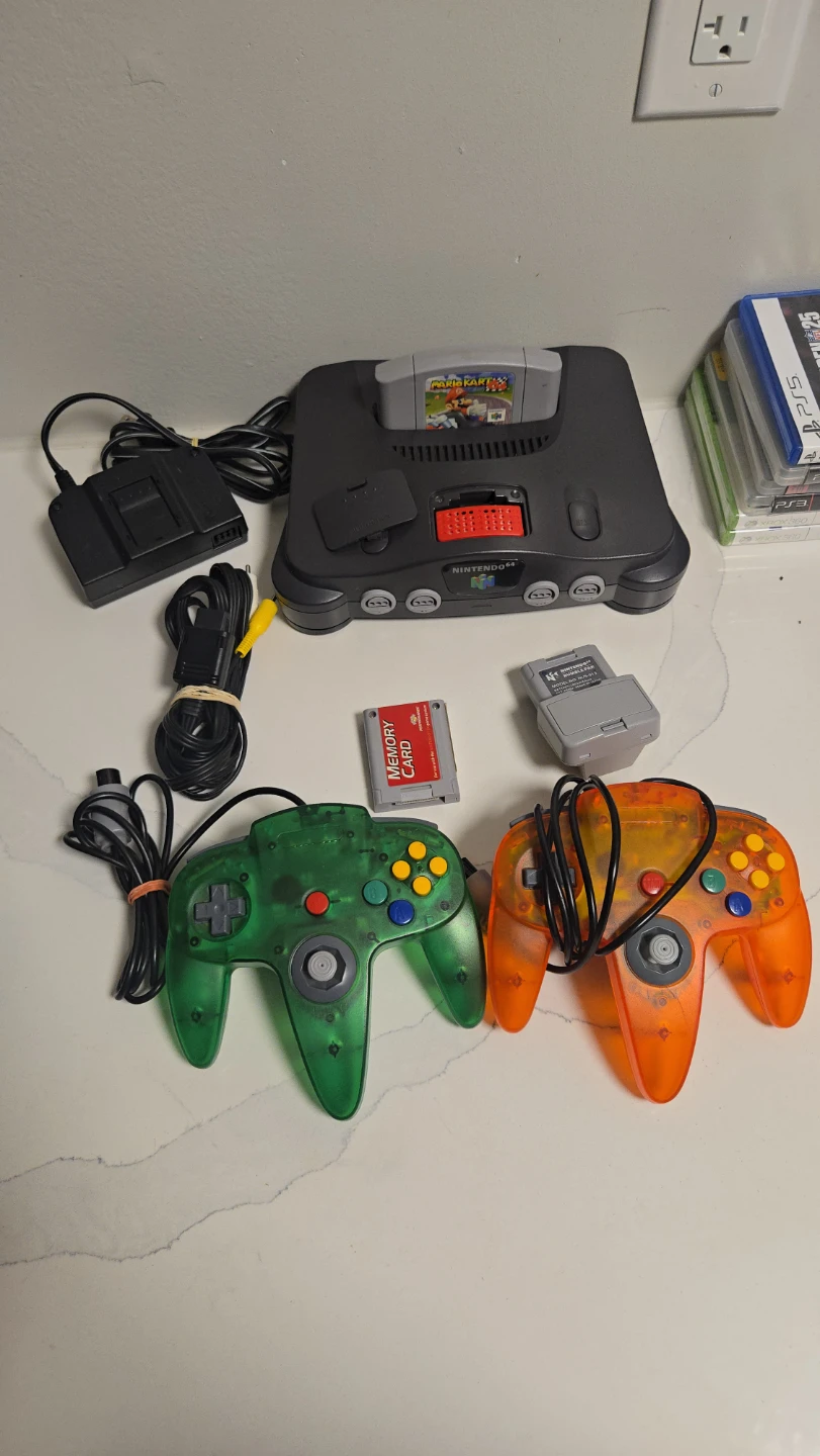 Nintendo 64 Console  Mario Kart 64, Controllers & Memory Card - photo 2
