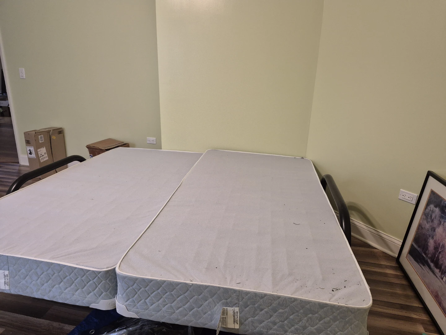 Sturdy metal futon -  can be used for sofa or bed - photo 2