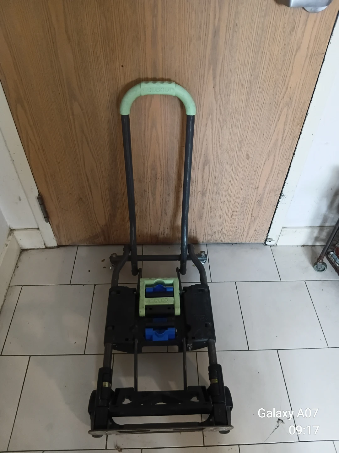 Folding Hand Truck Dolly 300 lb capacity - photo 2