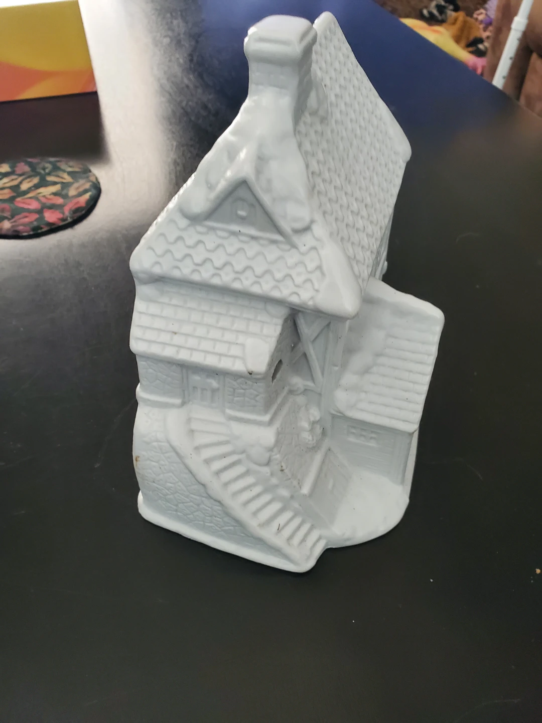 White Ceramic House Figurine - photo 3