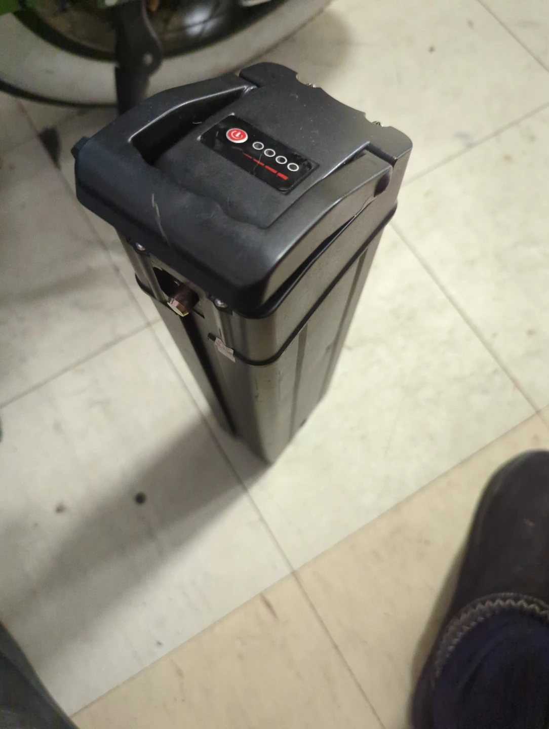 Electric Bike Battery Pack - photo 2