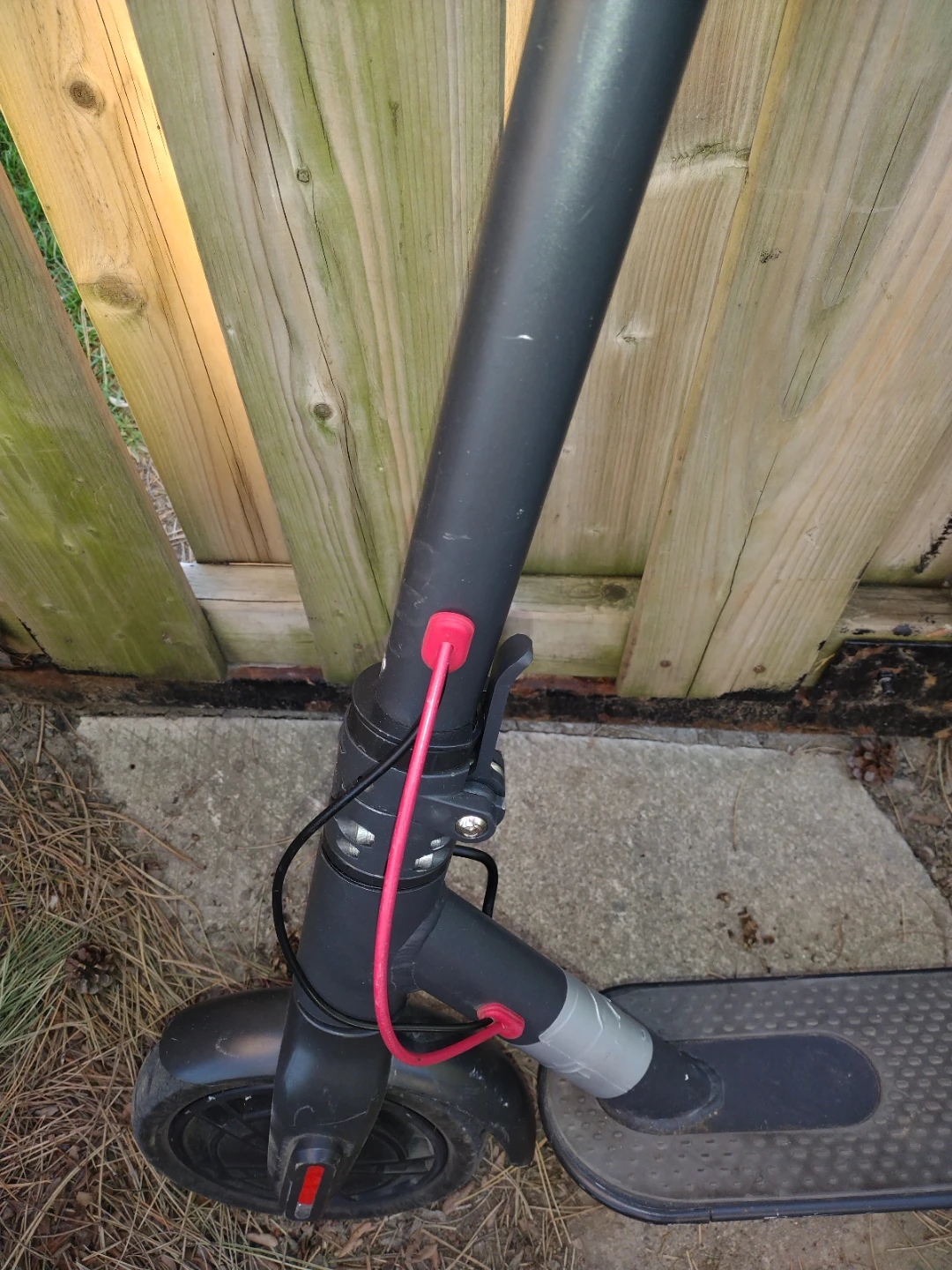Black E-scooter (Back flat) - photo 2
