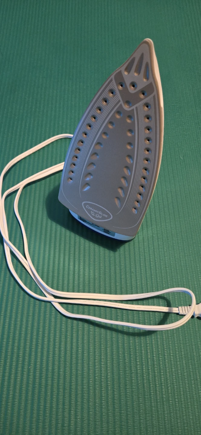 T-fal Steam Essential Plus Iron - photo 2