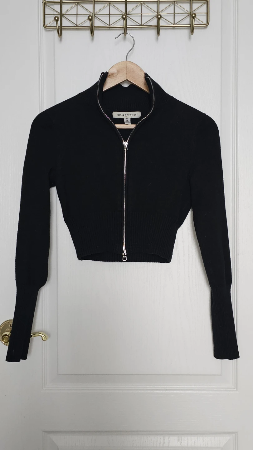 Urban Outfitters Black Zip-Up Cropped Sweater