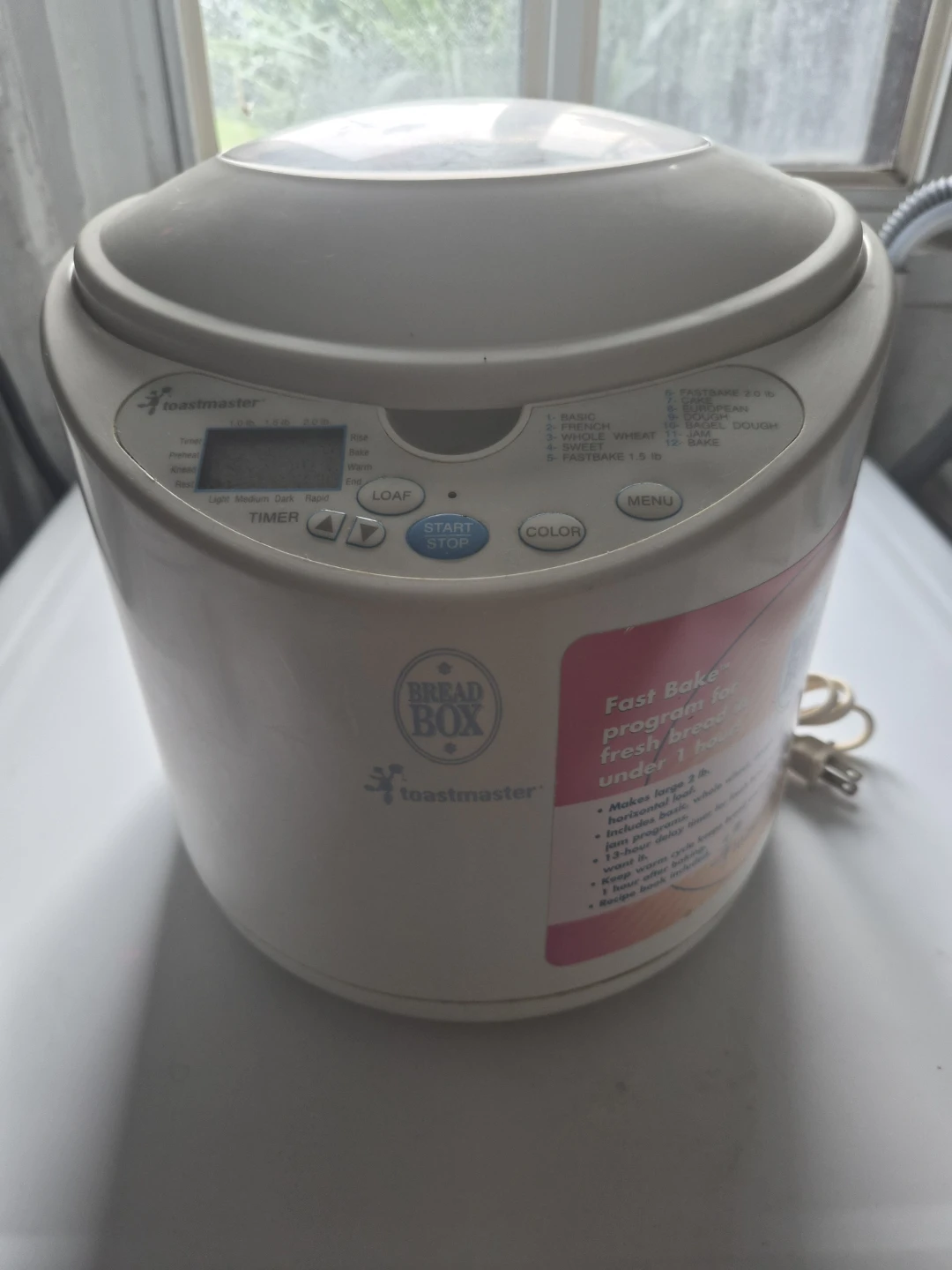 Toastmaster Bread Box Bread Maker - photo 2