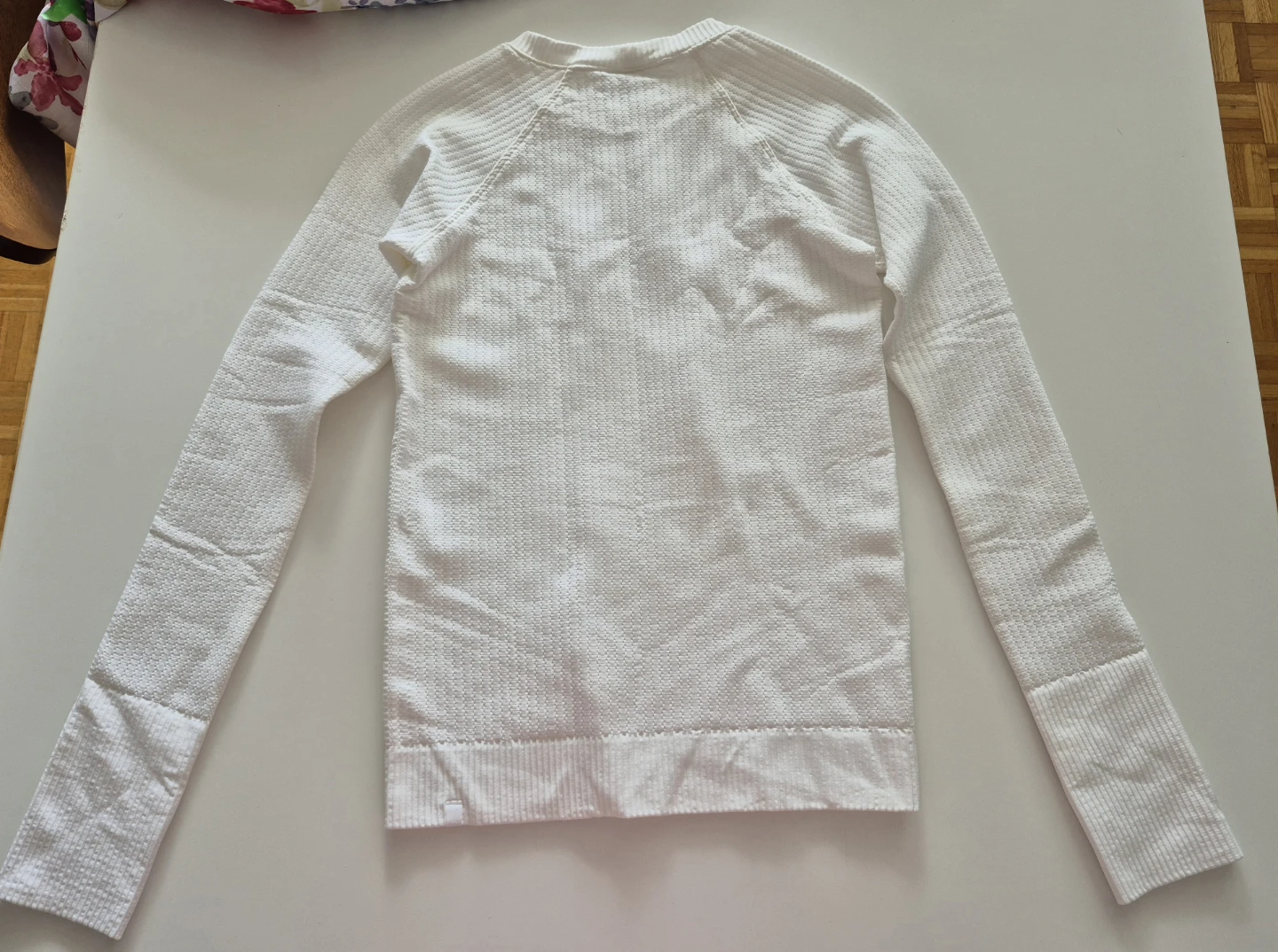 White Long Sleeve Athletic Shirt - photo 3