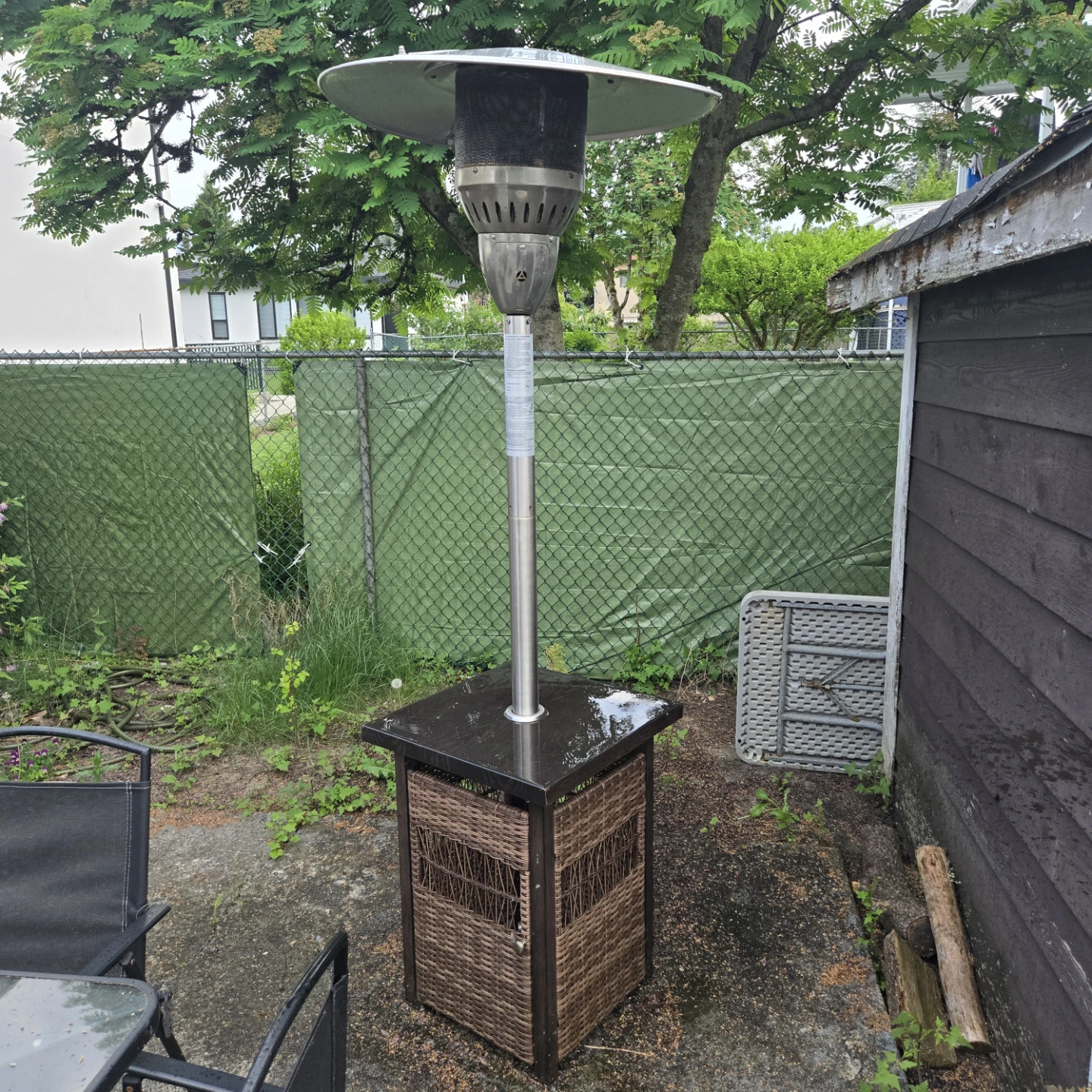 Patio Heater with Wicker Base