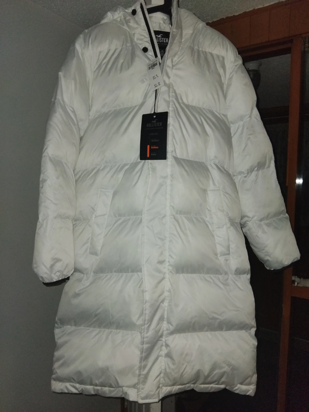 Hollister White Puffer Jacket - photo 3