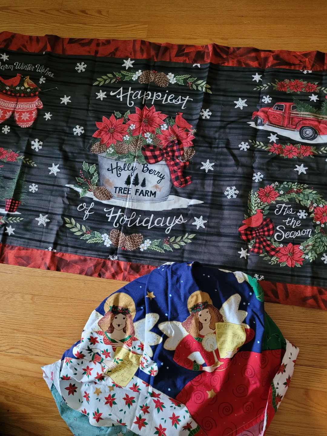 Christmas Table Cover and Tree Skirt