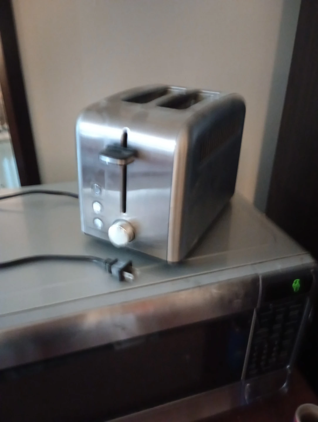Stainless Steel 2-Slice Toaster