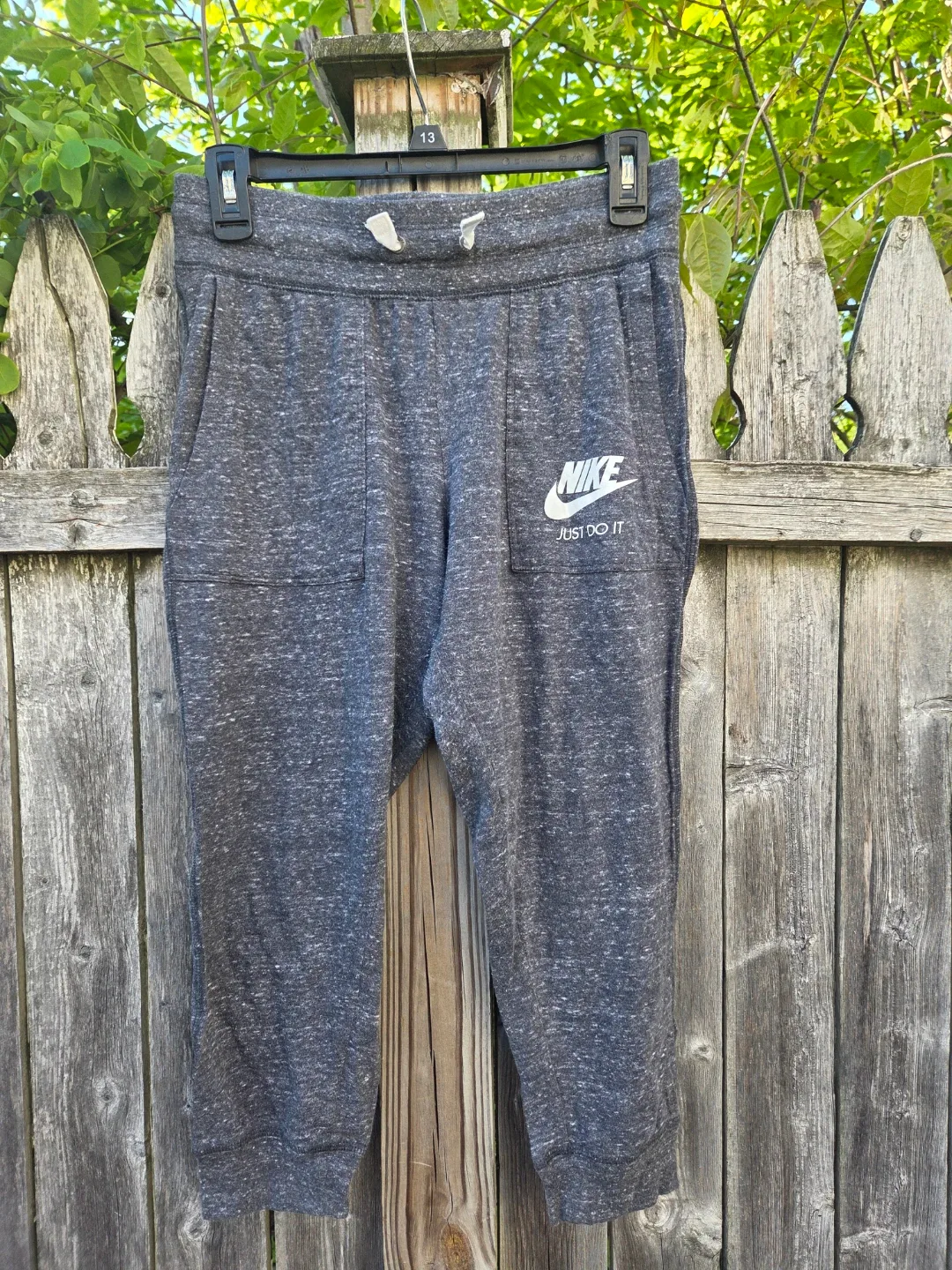 Nike Women's Just Do It Cropped Jogger Pants Size S