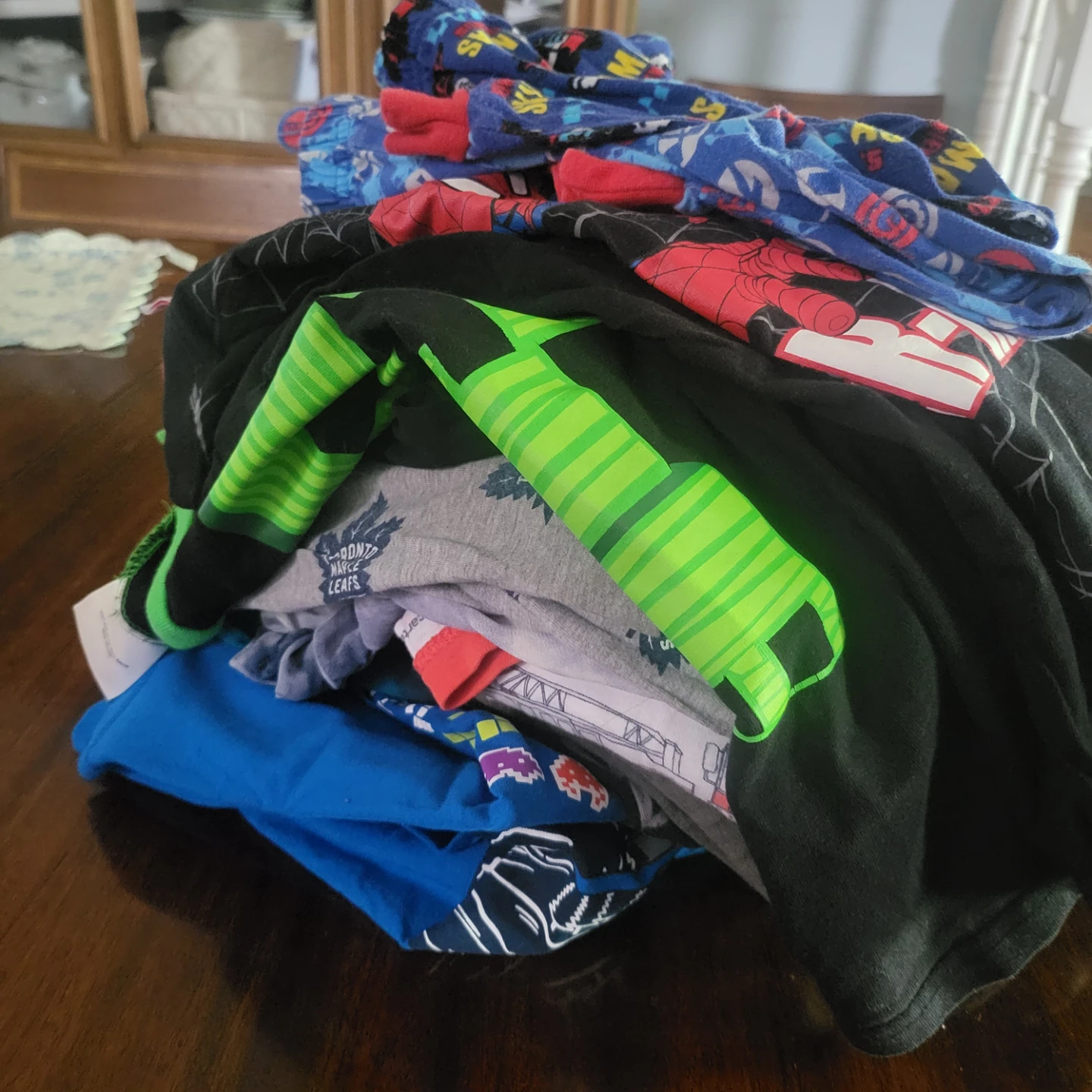 #free Bundle of Boys' T-Shirts/pjs - photo 2
