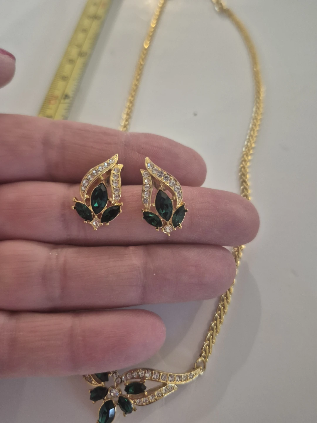 Gold-tone necklace and earrings set with green and clear stones - photo 2