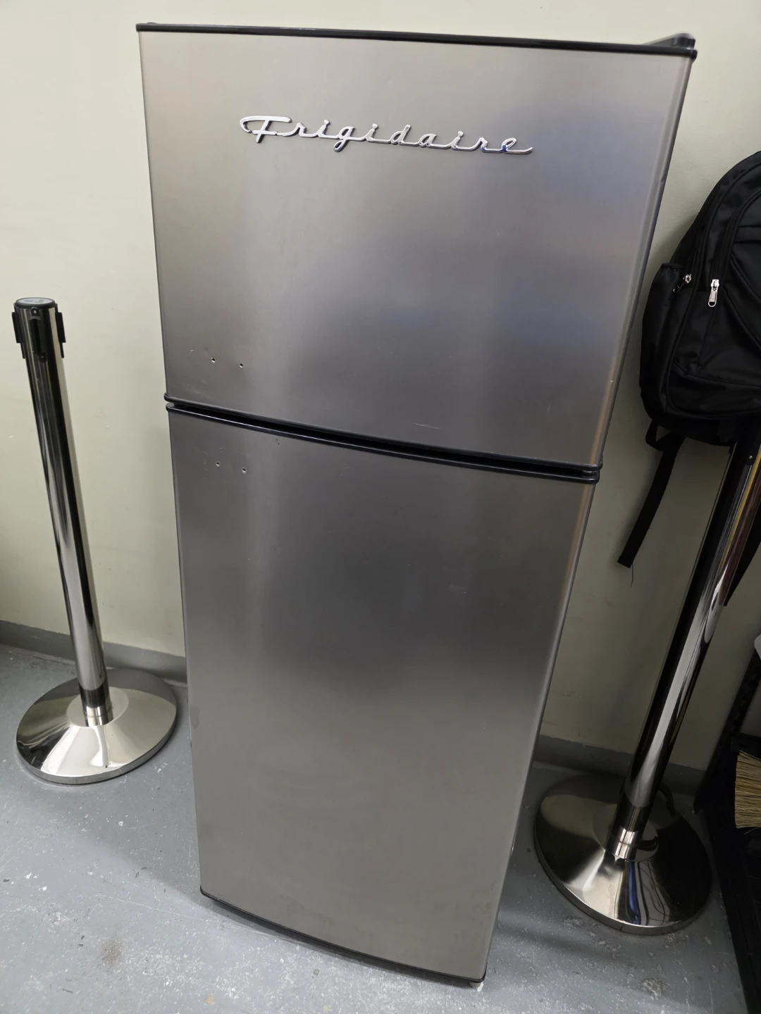 Frigidaire Top Freezer Refrigerator