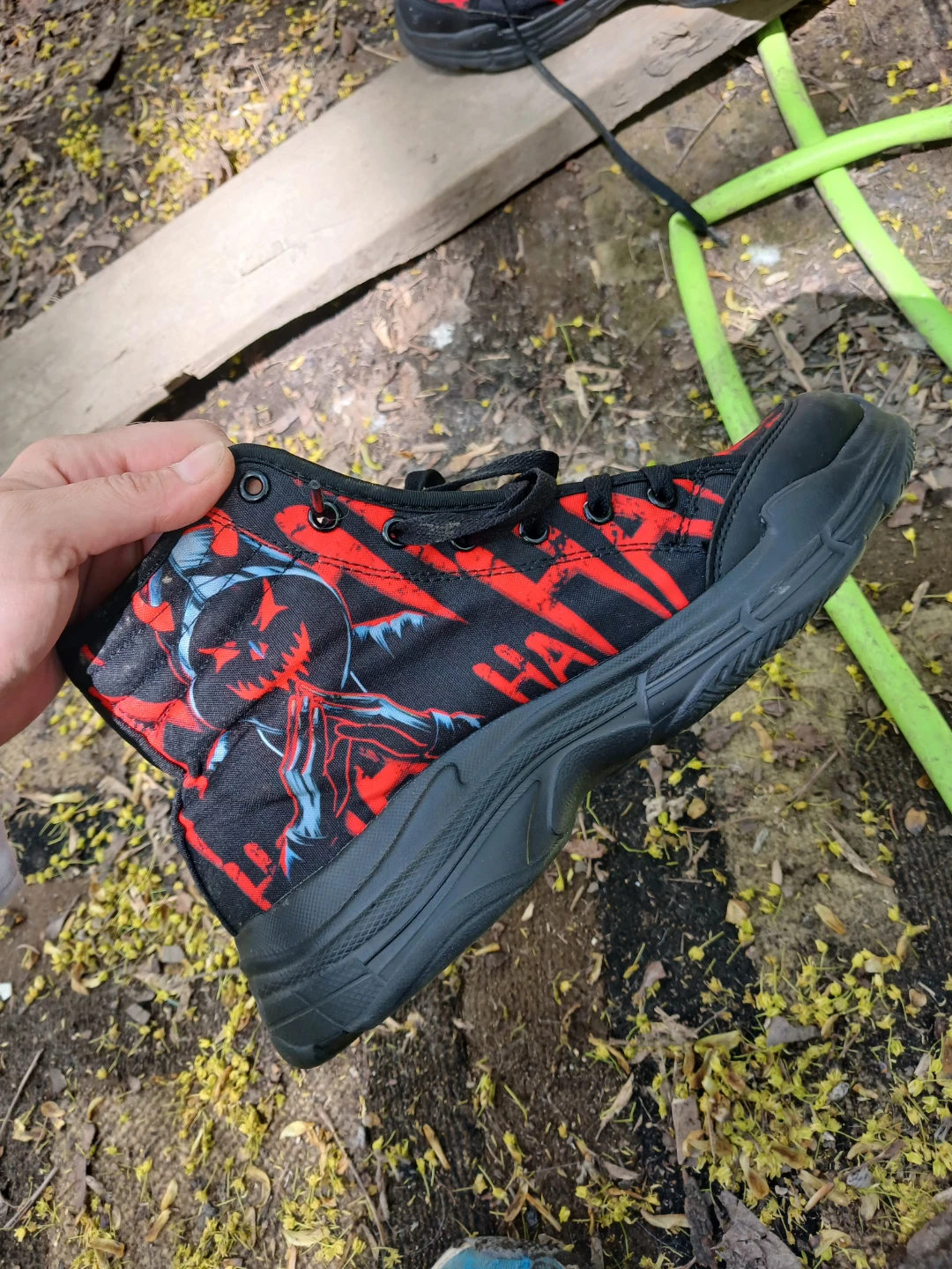 High-Top Sneakers - EUR 42