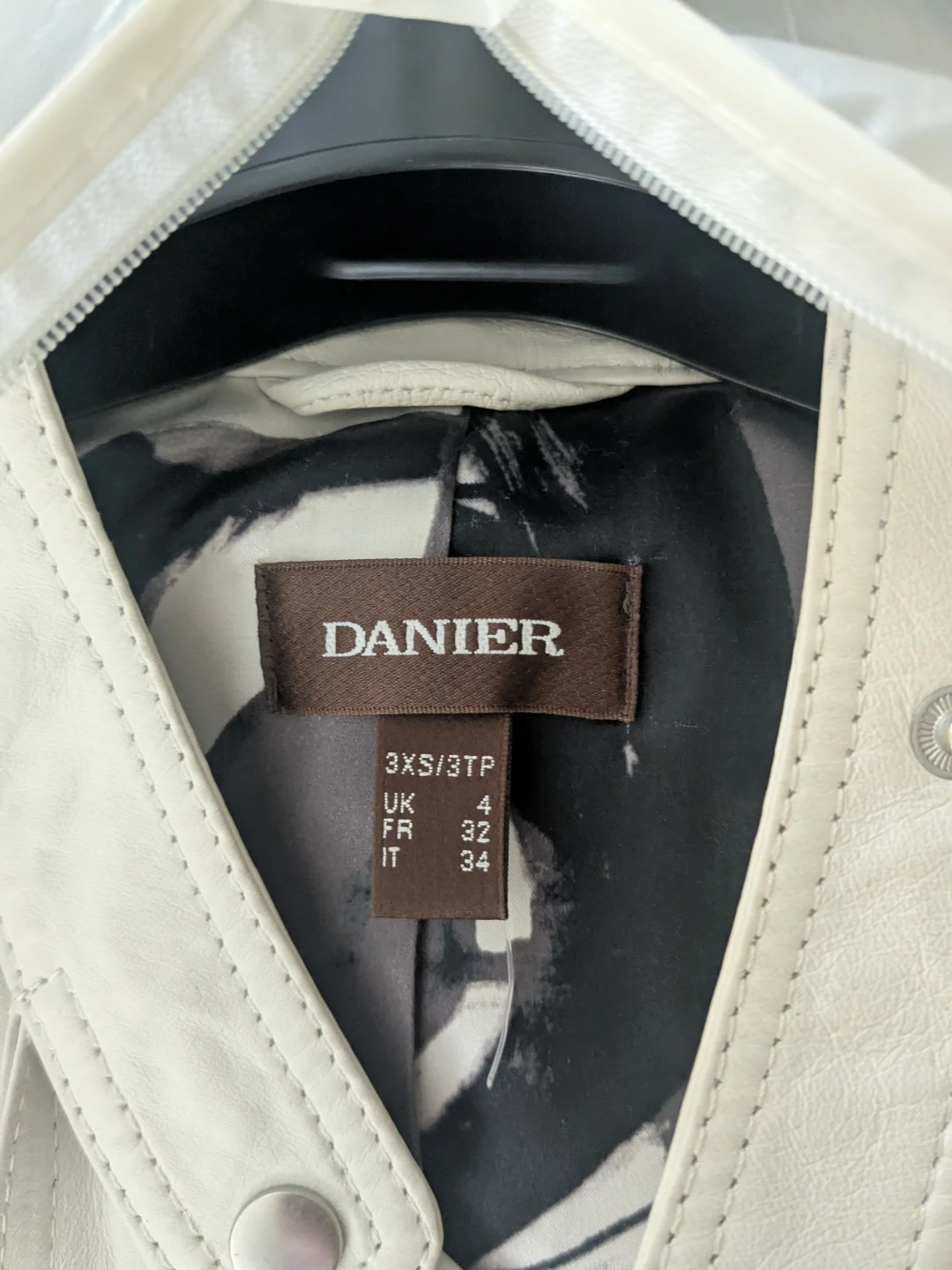 DANIER White Leather Biker Jacket - photo 4