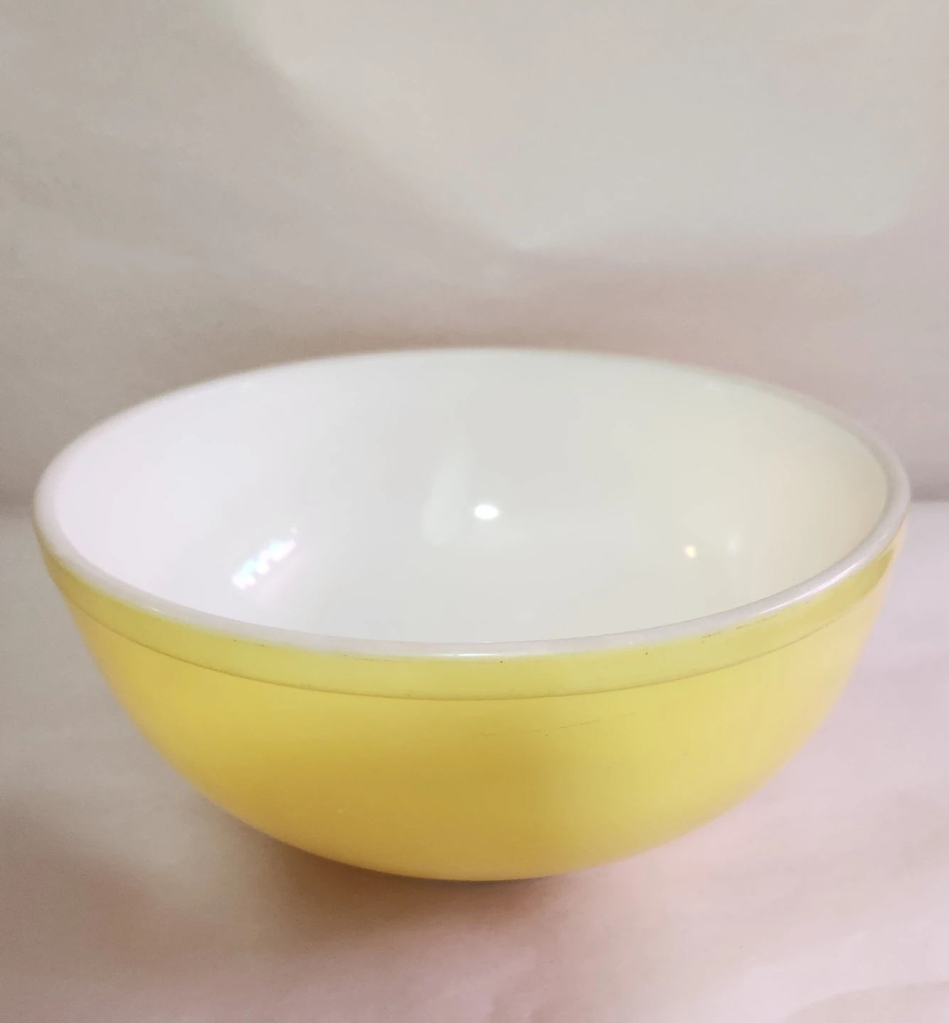 PYREX YELLOW NESTING BOWL
