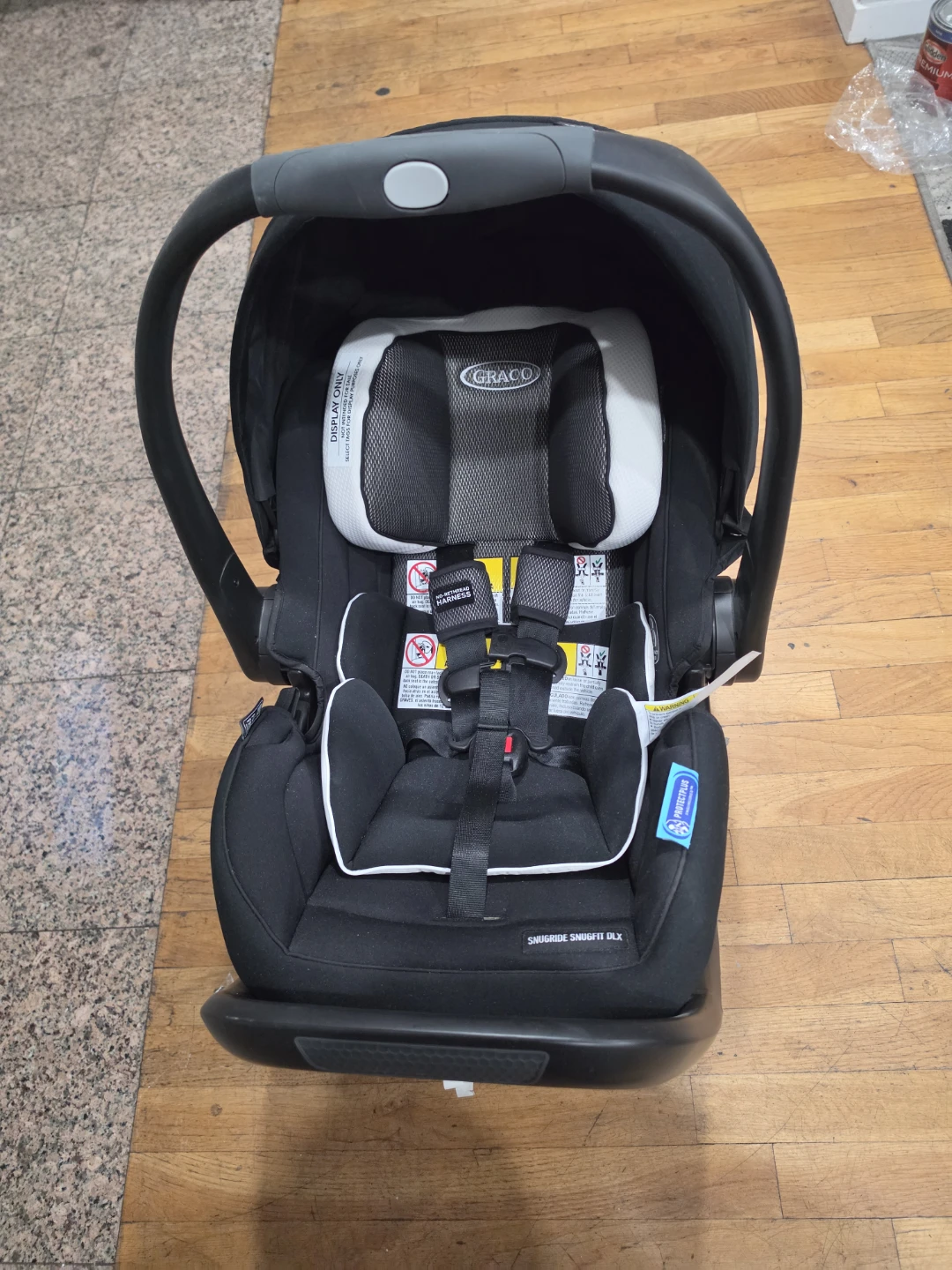 Graco SnugRide SnugLock DLX Infant Car Seat - photo 4