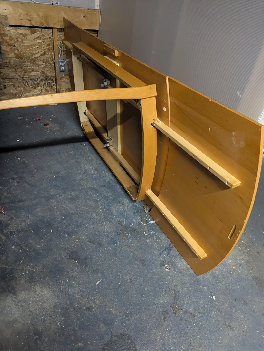 Heavy table top for refinishing around 8ft when extended