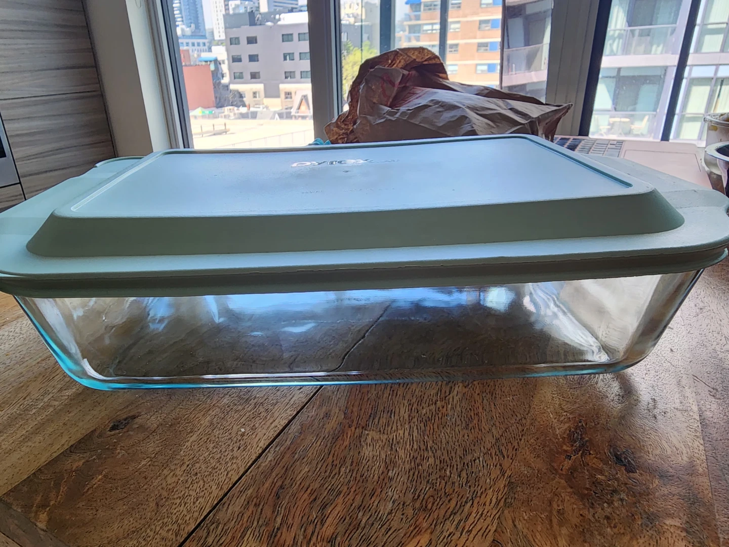 Pyrex Glass Baking Dish with Lid - photo 3