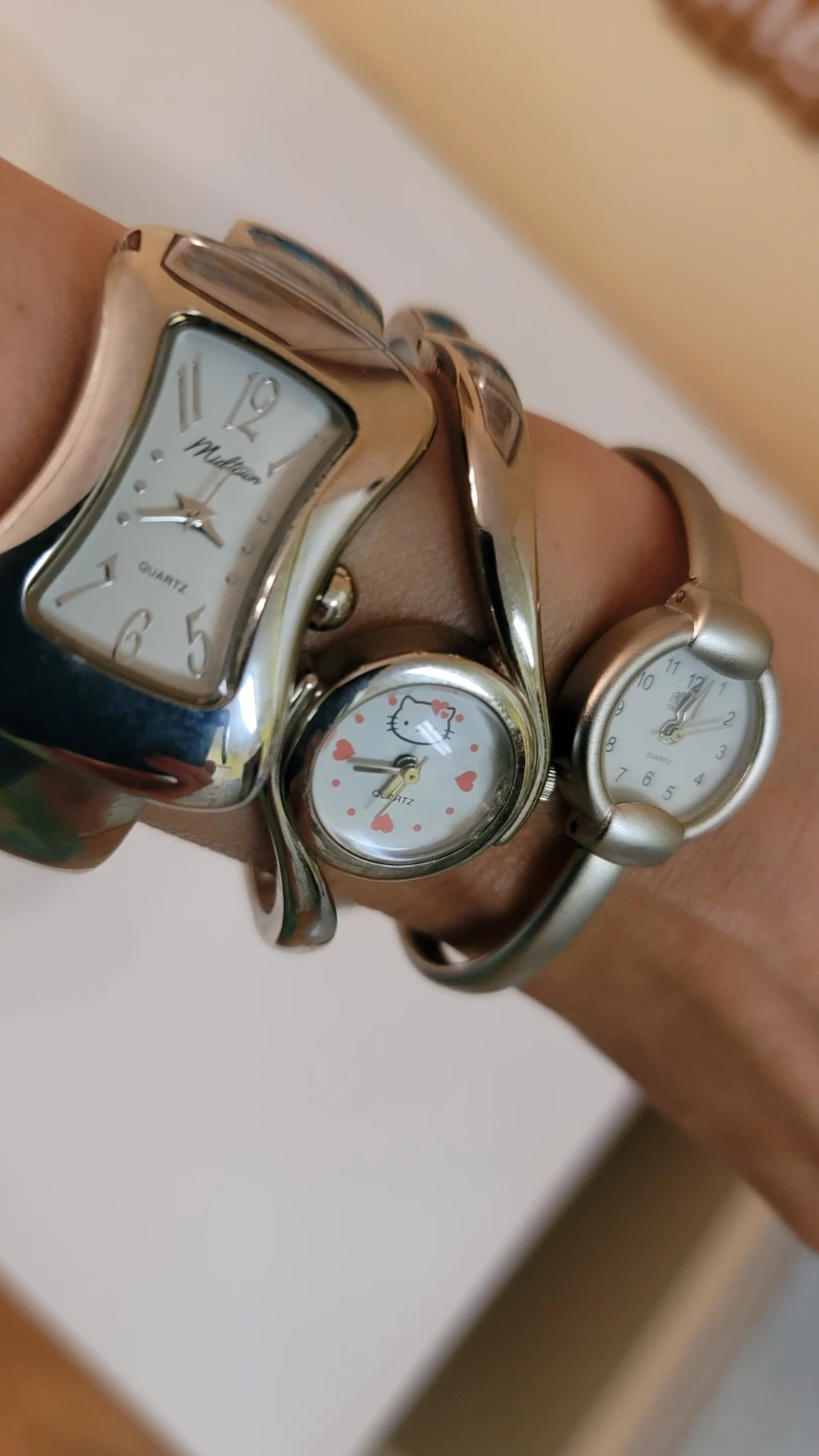 Bundle of 3 Women's Watches: Hello Kitty, Matthew, and Ritzen(1)