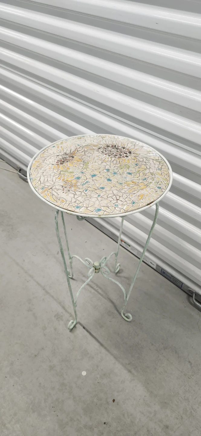Outdoor table
