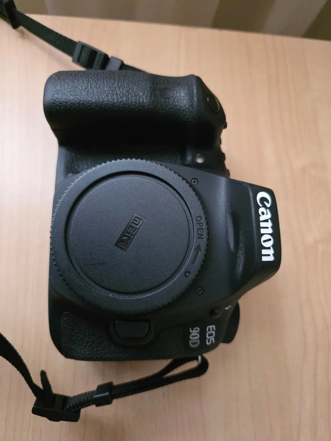 Canon EOS 90D DSLR Camera Body with Strap - photo 2
