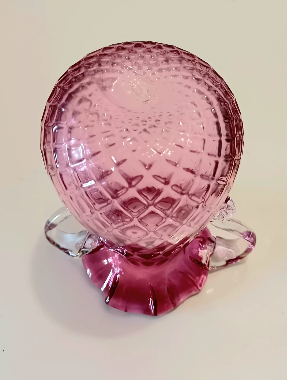 MCM Rossi Handblown Cranberry Optic Vase - photo 4